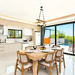 Uzumlu Village 2 Bedroom 빌라