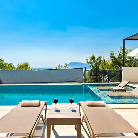 Uzumlu Village 2 Bedroom * Kalkan